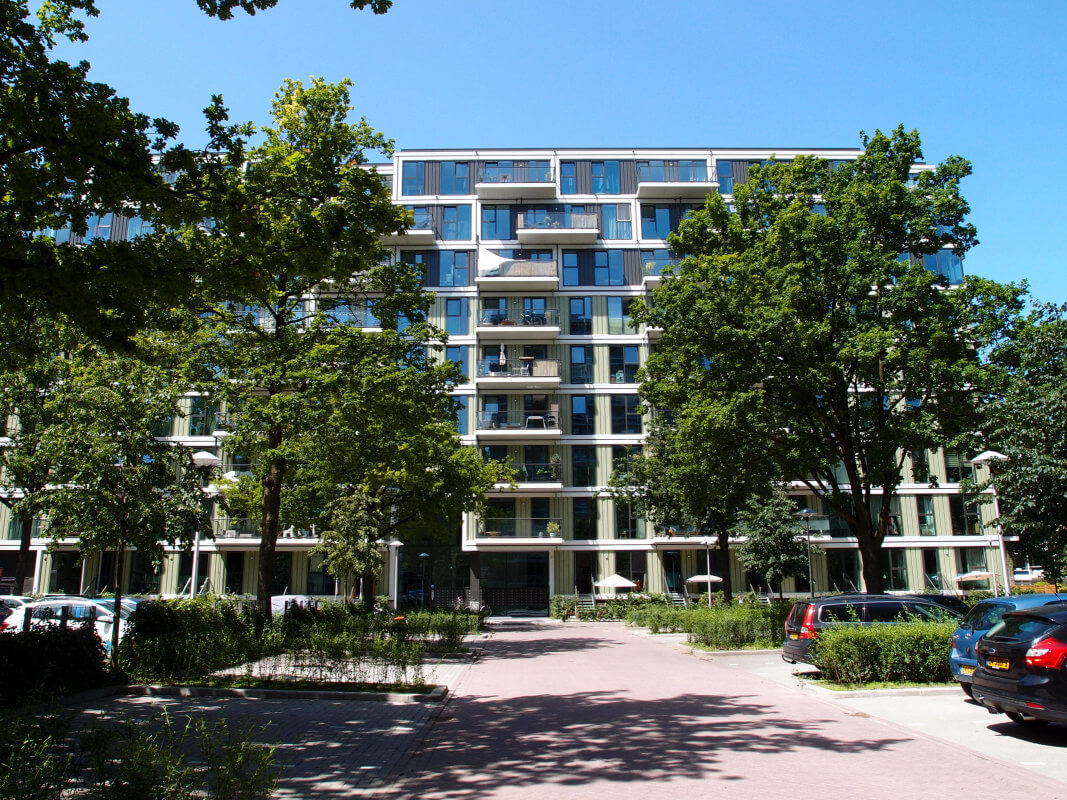 Volgens de ontwikkelaar en belegger was de hogere prijs voor de parkeerplaats een achtergehouden betaling bij de verkoop van het nieuw ontwikkelde appartementencomplex Rachmaninoff. Foto: Louis Engelman