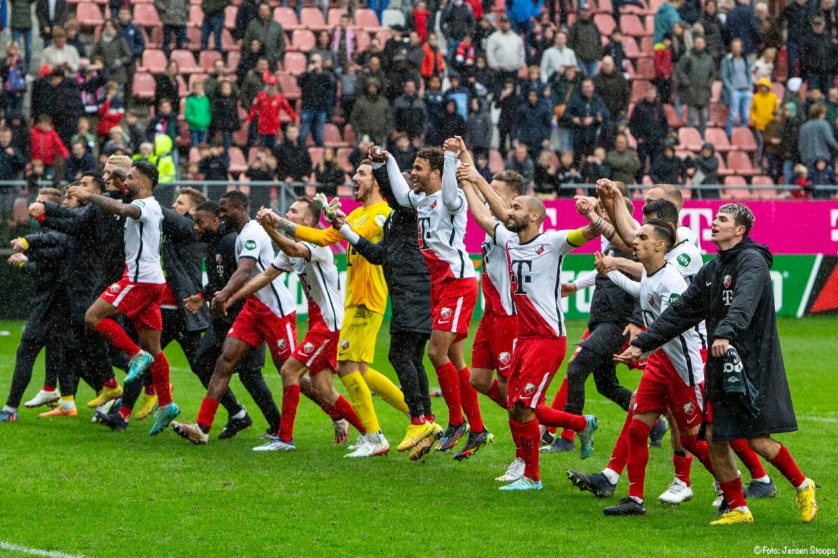 Einde wedstrijd; Drie punten voor Utrecht. Volgende week Volendam uit.