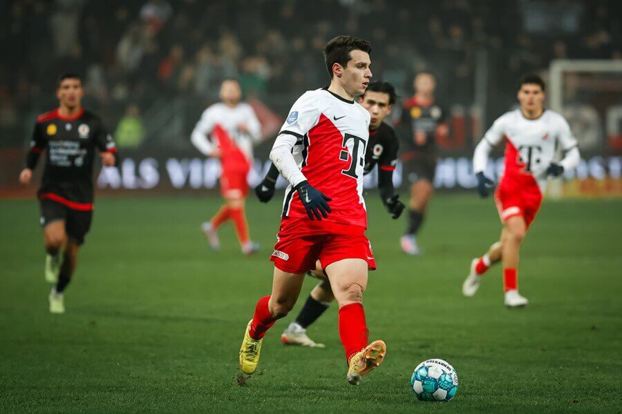 Tasos Douvikas. Foto: website FC Utrecht