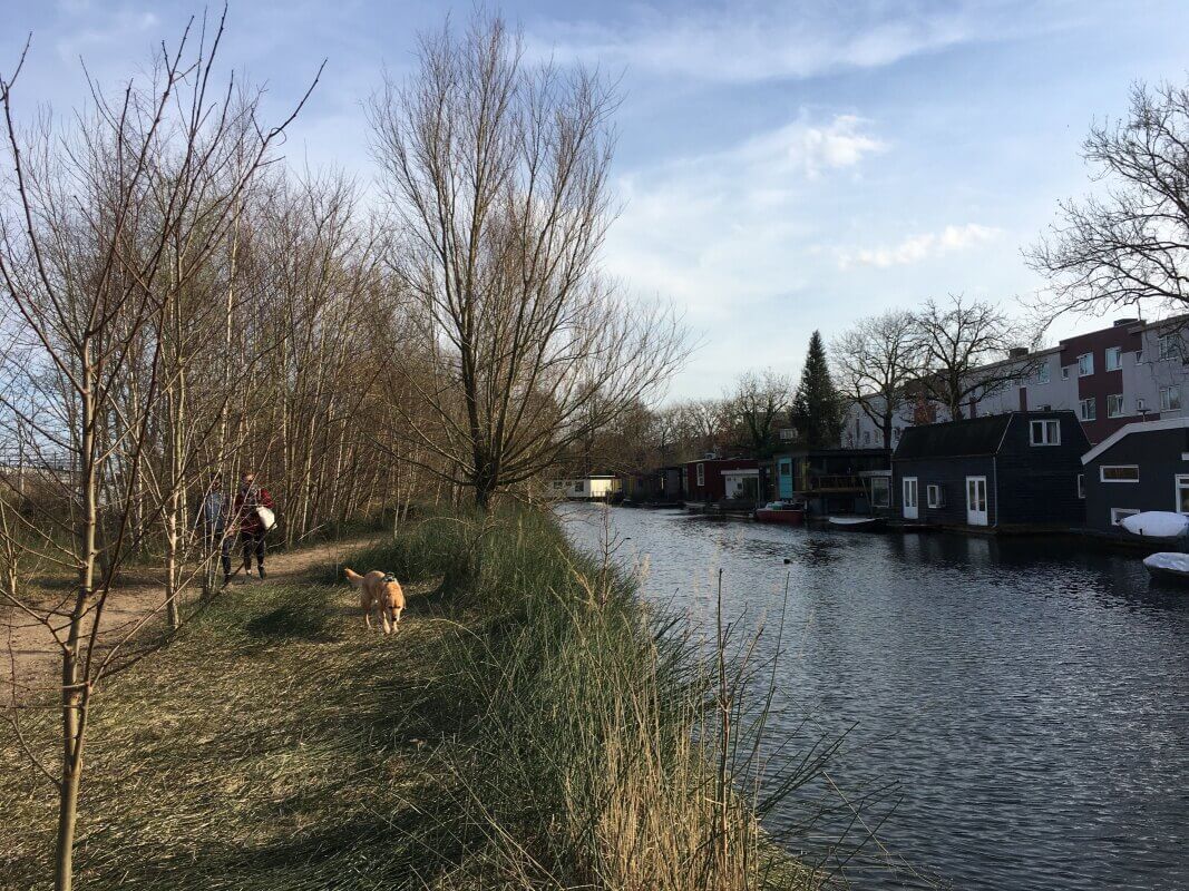 Het wandelpad langs de Kruisvaart. Foto: Dik Binnendijk