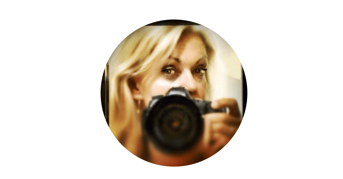 De LinkedIn-foto van Angeliek de Jonge.