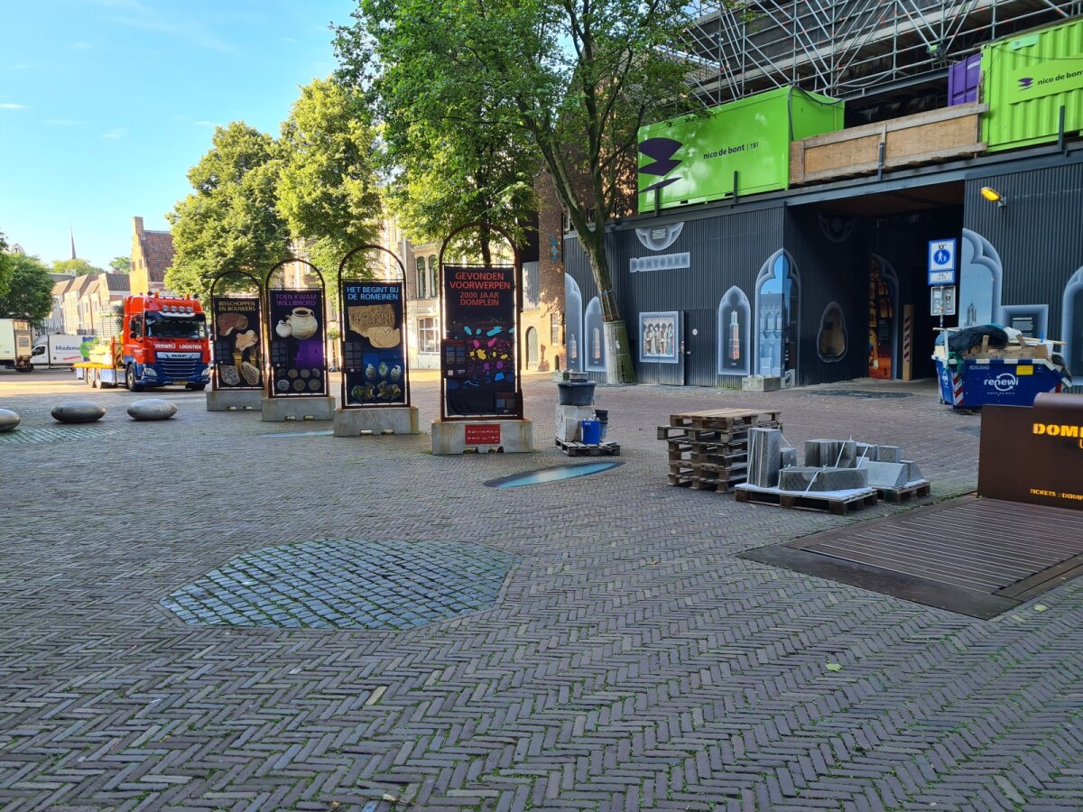 Het Domplein was nooit bedoeld als plein! Foto: R. Taams