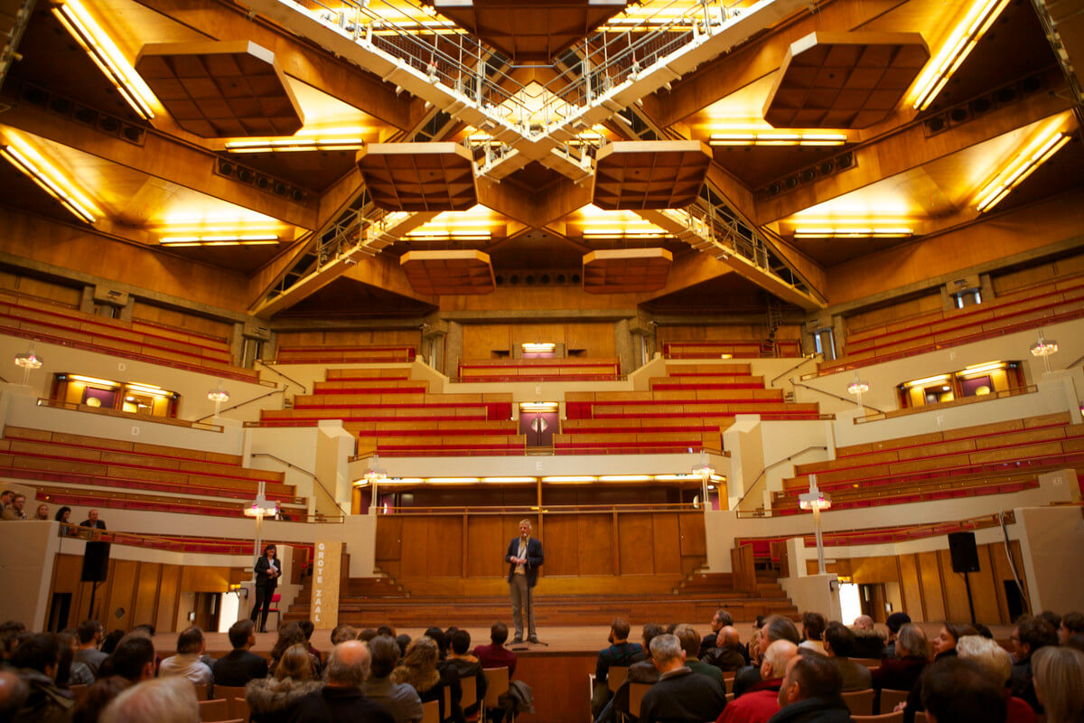 De Grote Zaal in het Muziekpaleis. Foto: Ton van den Berg