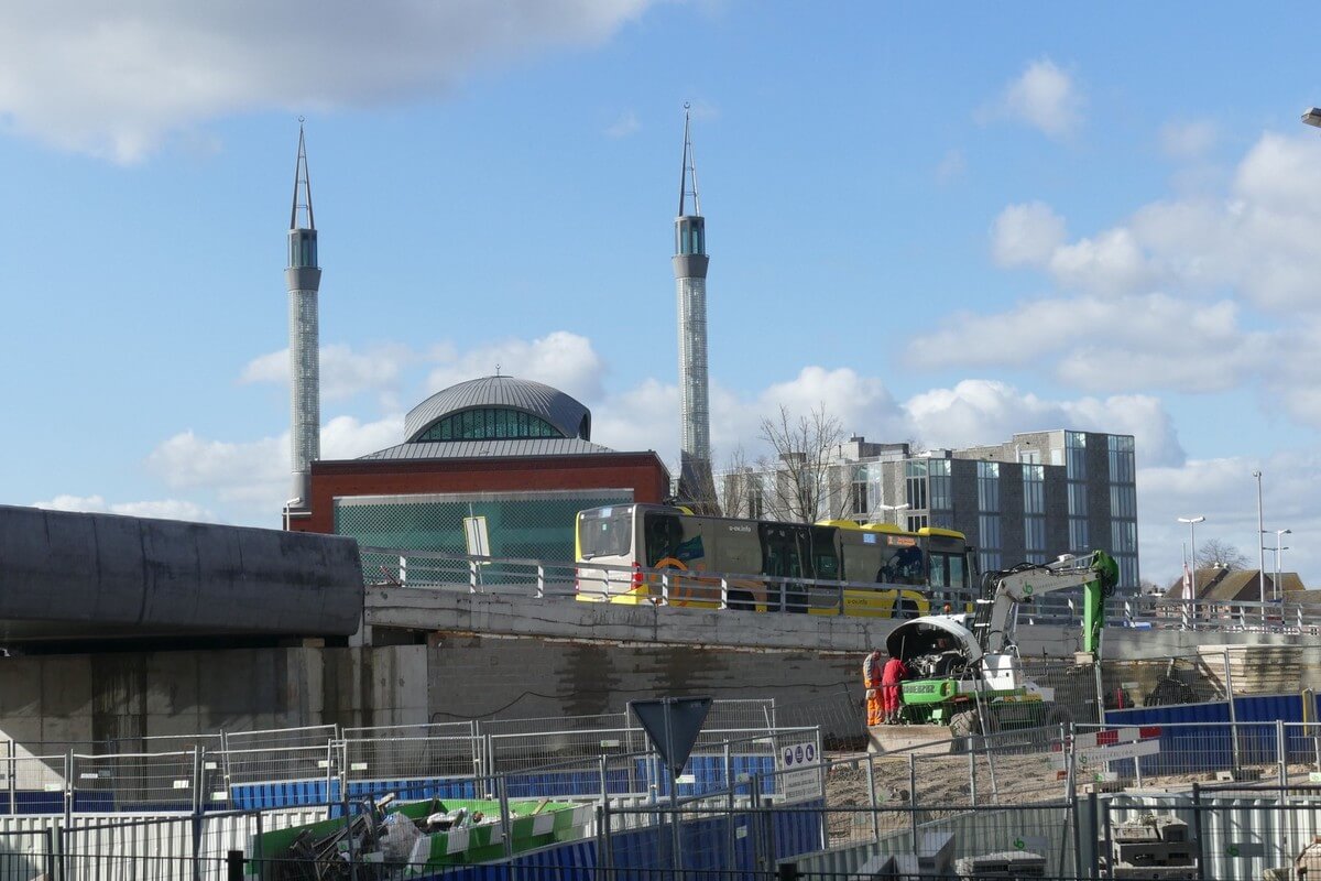 Moskee bij het Westplein. Foto: Ton van den Berg