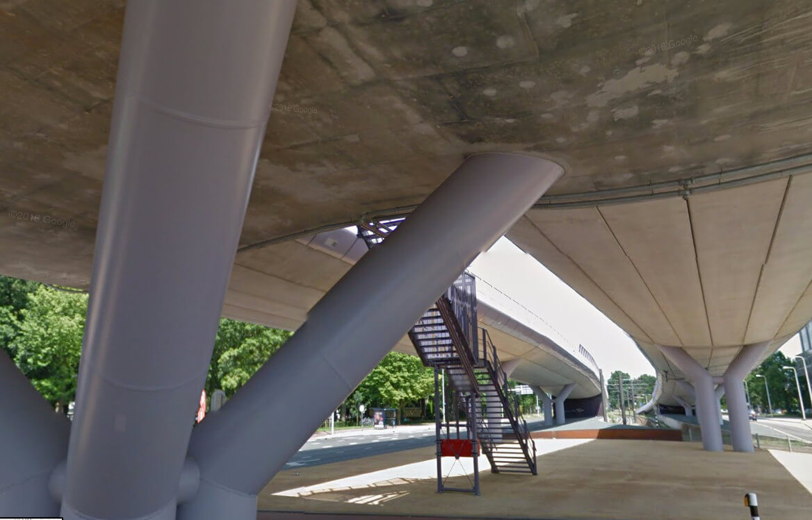 De fly-over bij het 24-oktoberplein. Foto: google maps