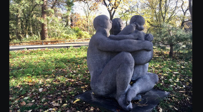 'Familiegroep' wordt dit beeld van Joop Hekman in de volksmond genoemd (foto: Edith Wegman)