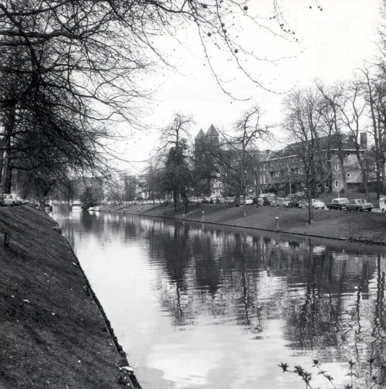 De Catharijnesingel eind jaren zestig richting Mariaplaats gezien. Foto: Landzaat