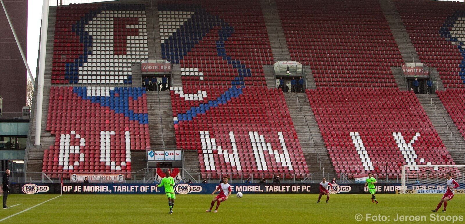 De lege Bunnik Side tijdens de wedstrijd tegen Ajax. Foto: Jeroen Stoops