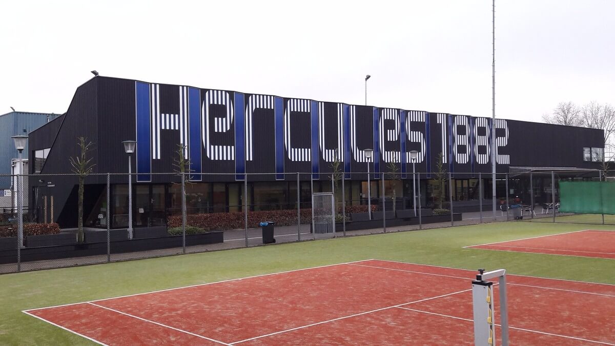 Het Paviljoen van voetbalvereniging Hercules. Foto: Nieuws030