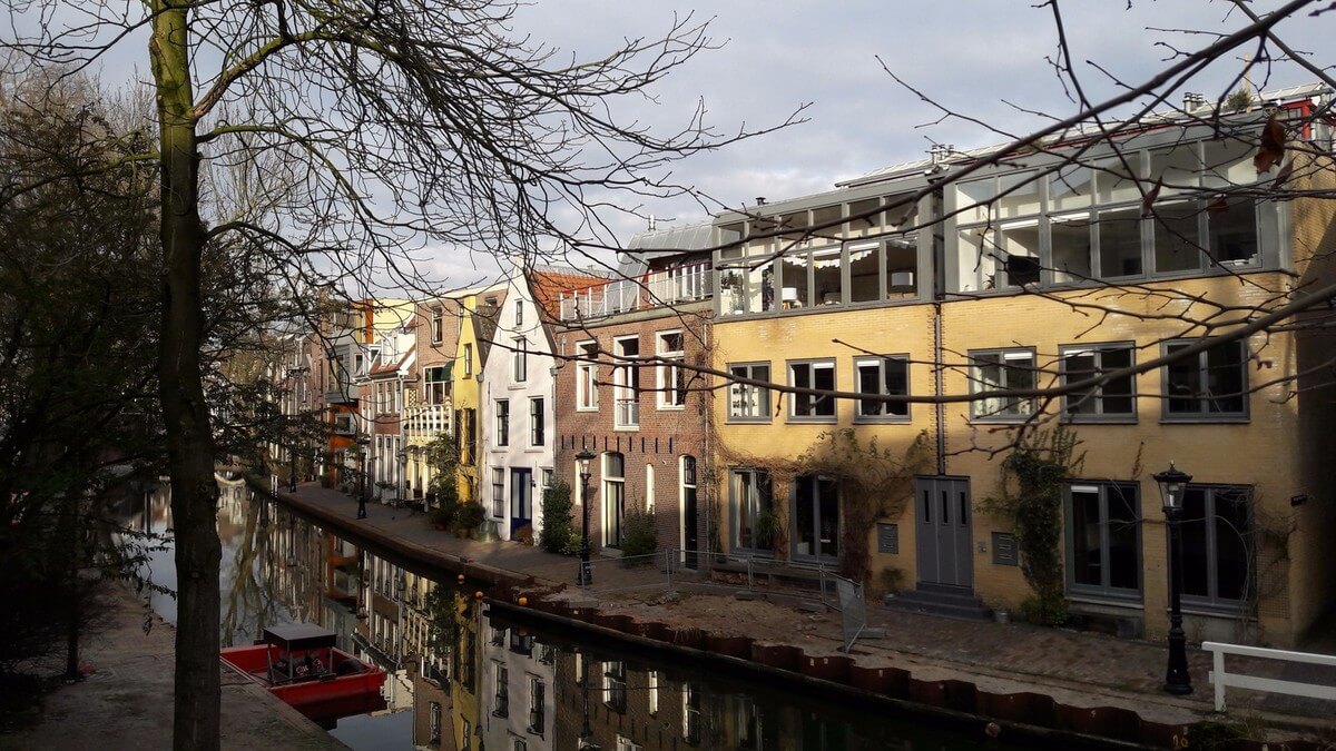 Wonen aan de gracht bij Twijnstraat aan de Werf. Foto: Nieuws030