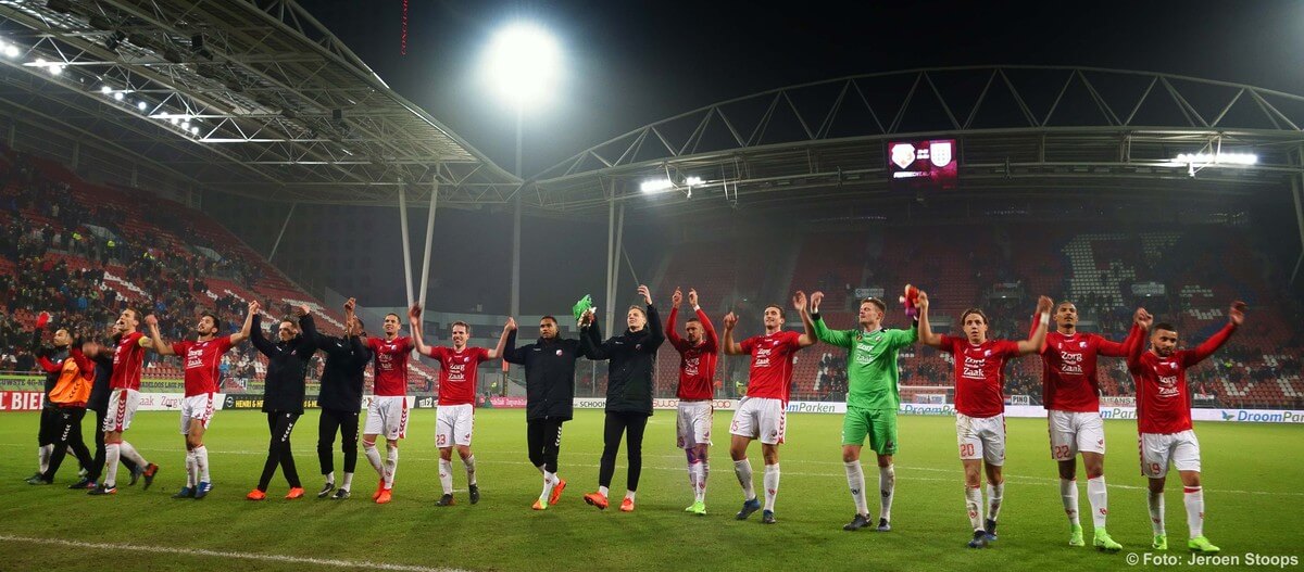 Vreugde bij de spelers van FC Utrecht. Foto: Jeroen Stoops