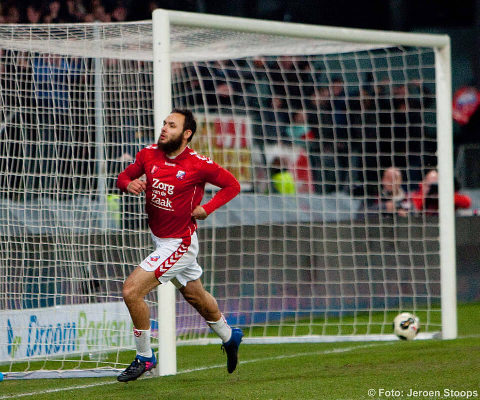 Invaller Barazite heeft de 3-0 binnen geschoten. Foto: Jeroen Stoops