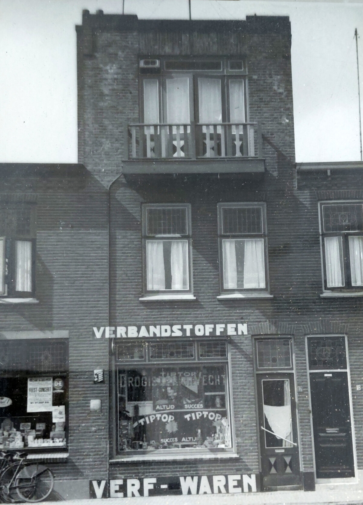 Drogisterij 'De Vecht' op Hoogelanden WZ 17. Foto: familiearchief Koppel