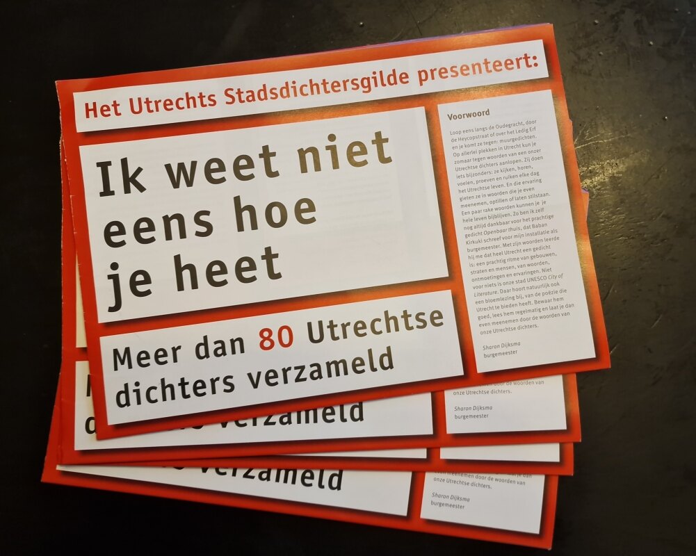 Gedichtenkrant met 83 Utrechtse dichters