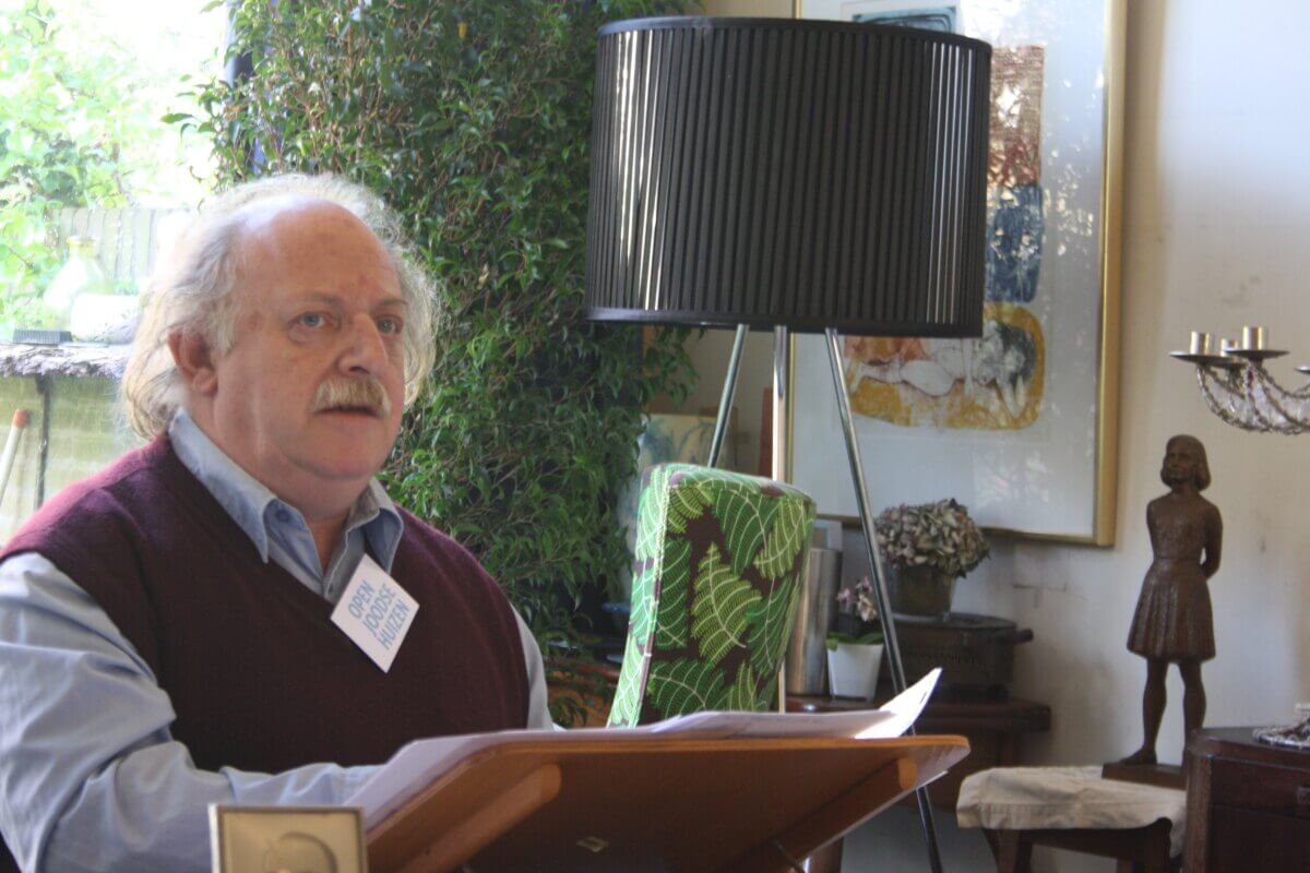 Moshé Lewkowitz tijdens de Open Joodse Huizenroute in 2016. Foto: Jim Terlingen