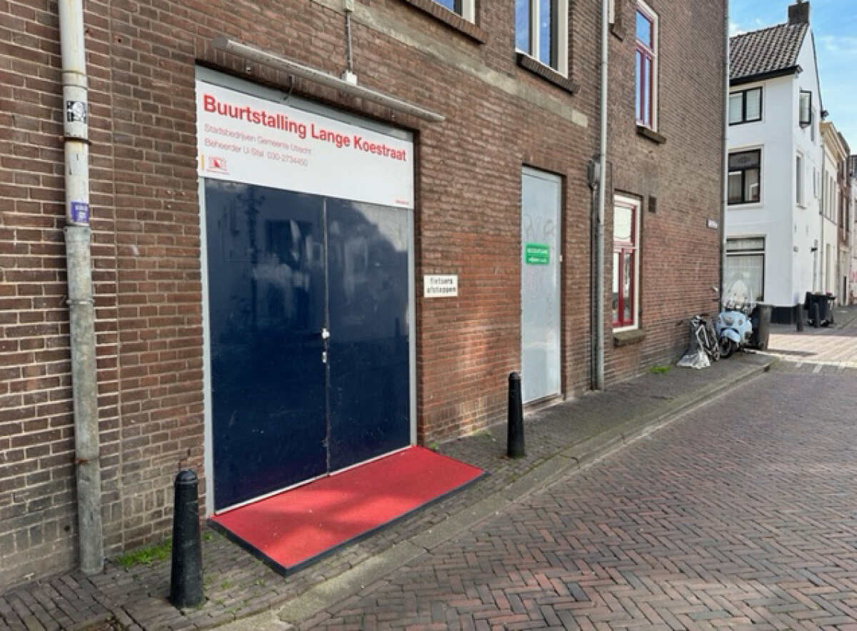 De buurtstalling Lange Koestraat. Foto: DB