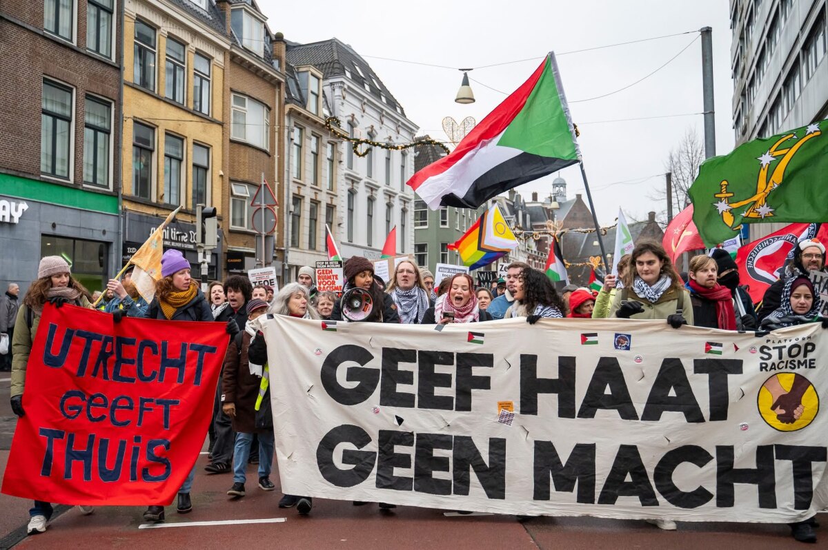 Op de Lange Jansstraat. Foto: Harrie van Veen