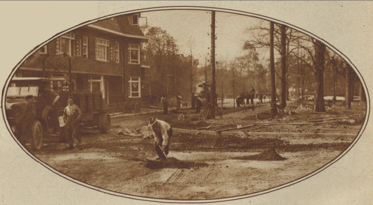 Links de nieuwe panden in de Nassaulaan in 1929 (tijdschrift Utrecht in Woord en Beeld)