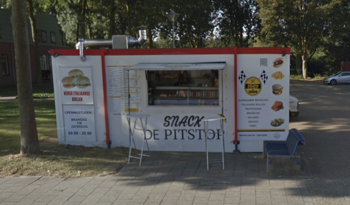 Snackbar De Pitstop in 2016 (Google Maps)