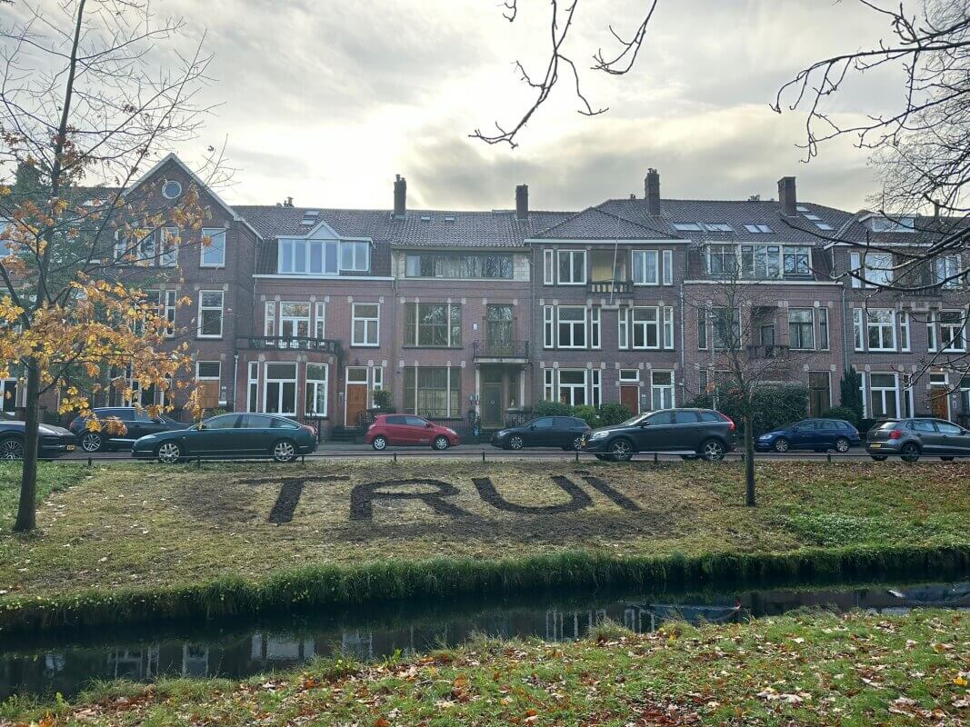 Donderdag 9 november: de geulen voor de bollen zijn gegraven. Foto: MvL