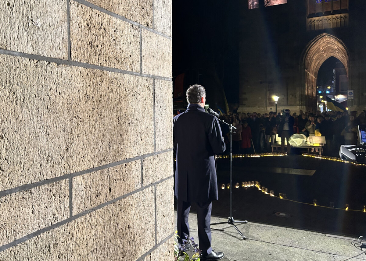 Februari 2023: minister Caspar Veldkamp van Buitenlandse Zaken (NSC) tijdens zijn toespraak op het Domplein. Foto: JT
