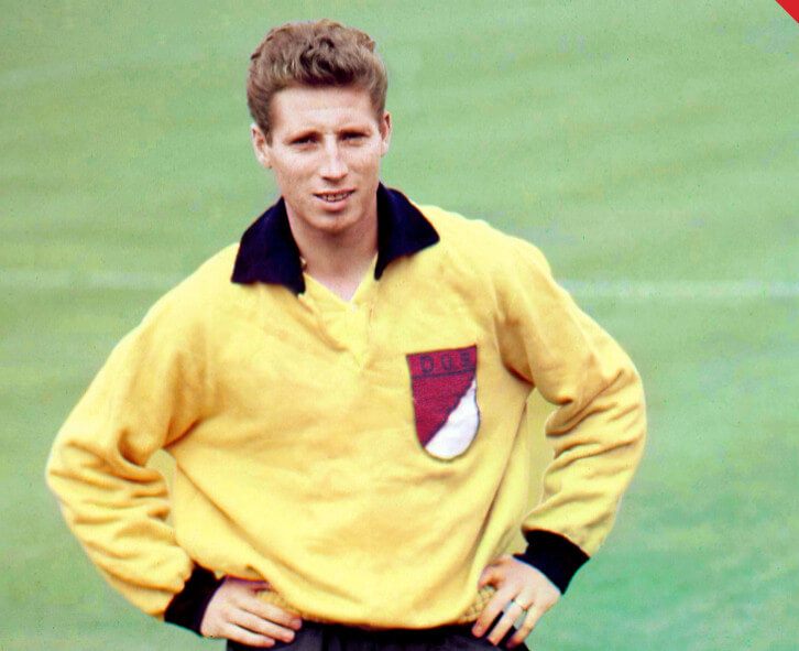 Ton van der Linden in Dos-shirt. Foto uit boek Tonny