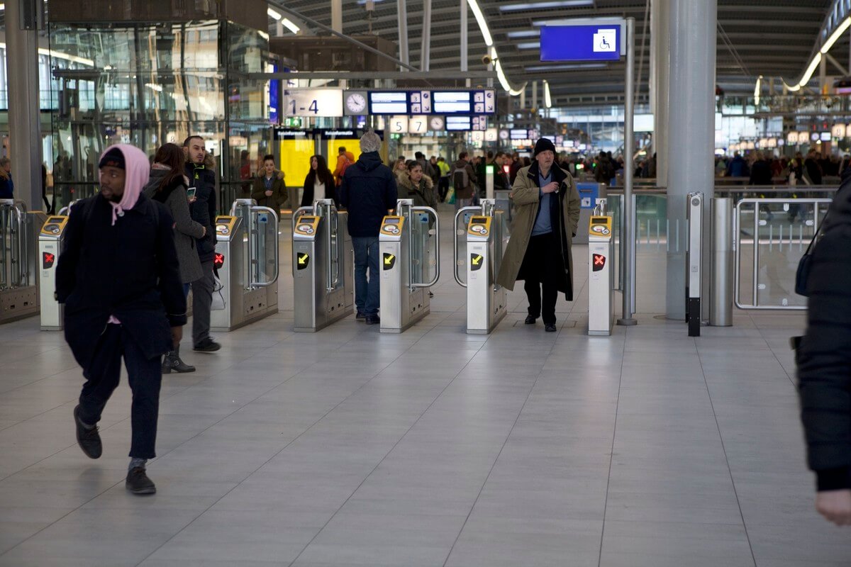 Het Centraal Station kent binnenkort teweinig vluchtwegen. Foto: Ton van den Berg