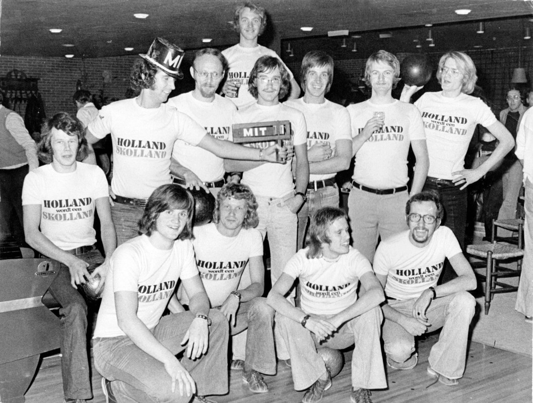 Het Mit-bowlingteam 1975. Foto: Hotel Mitland