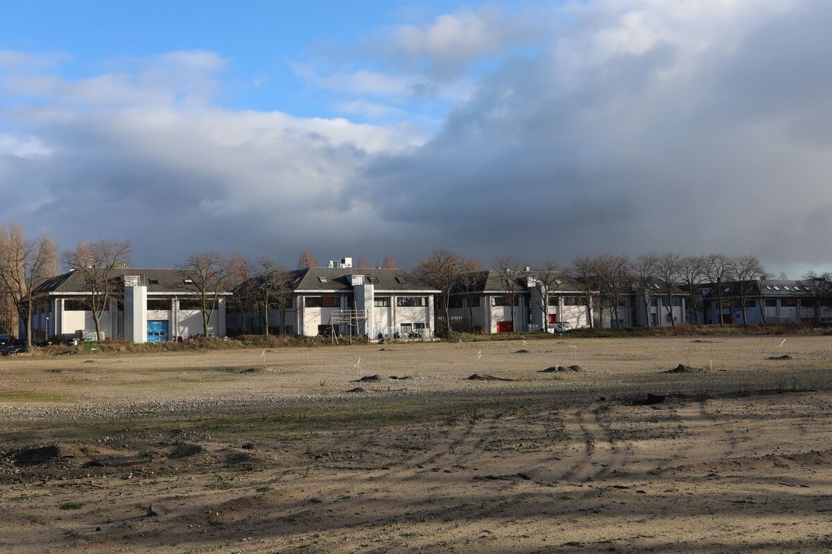 Het Smart Business Park gezien vanaf de kant van de Europalaan. Foto's: Ton van den Berg