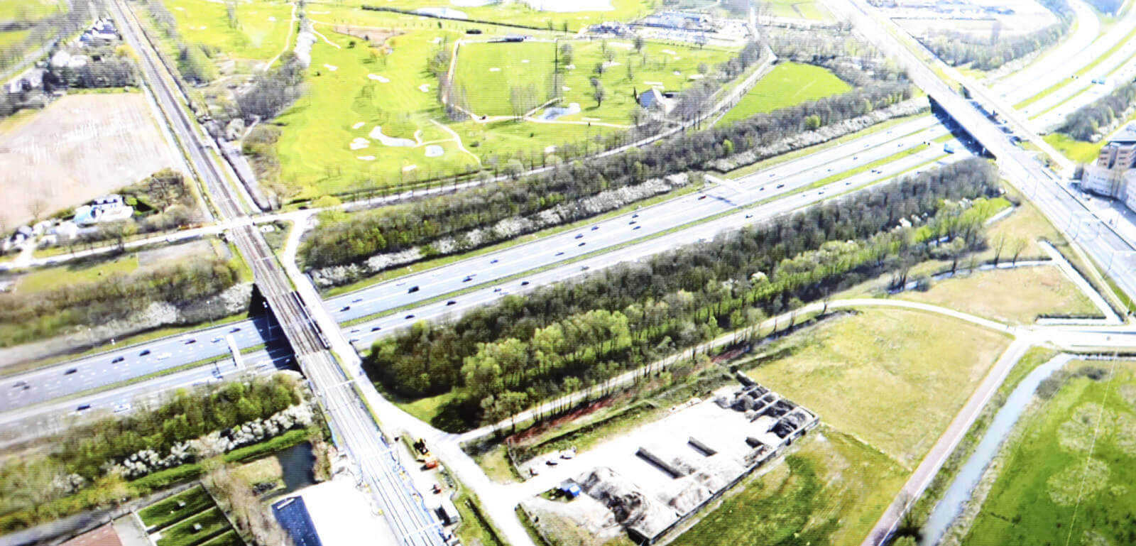 Geen verbreding van de A27 en A12.