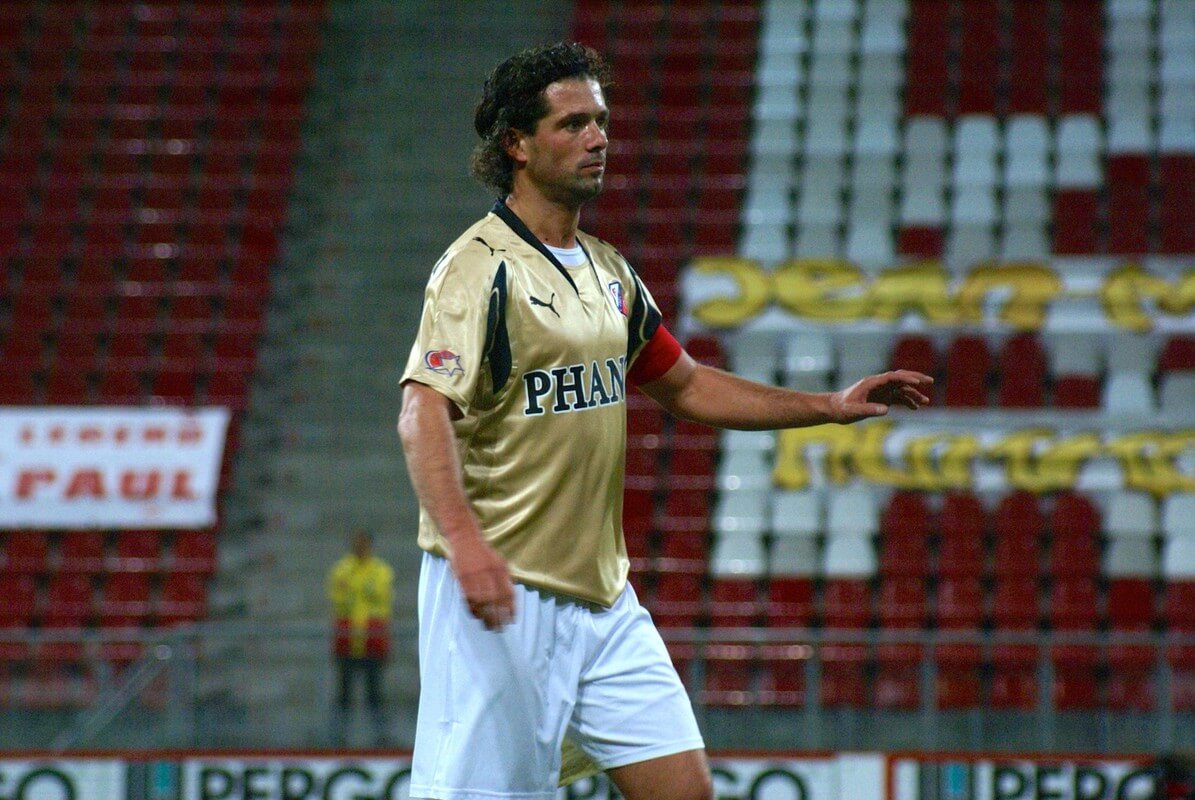 Jean-Paul de Jong tijdens zijn afscheidswedstrijd bij FC Utrecht. Foto: Ton van den Berg