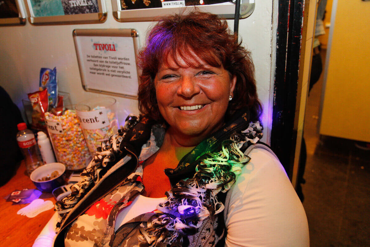 Sannie op haar oude plek in Tivoli Oudegracht. Foto: Marjolijn van Dijk