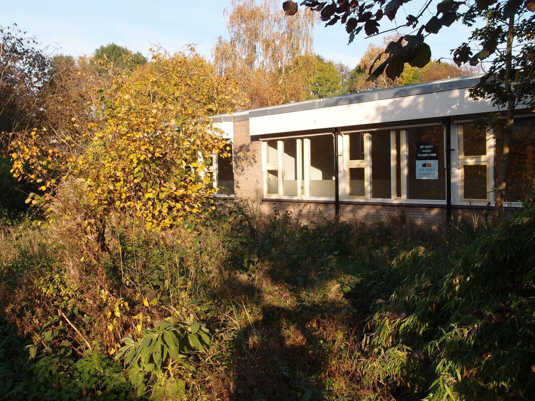 Het te kleine gebouw van SO Fier aan de Winklerlaan wordt gesloopt. Foto's L. Engelman