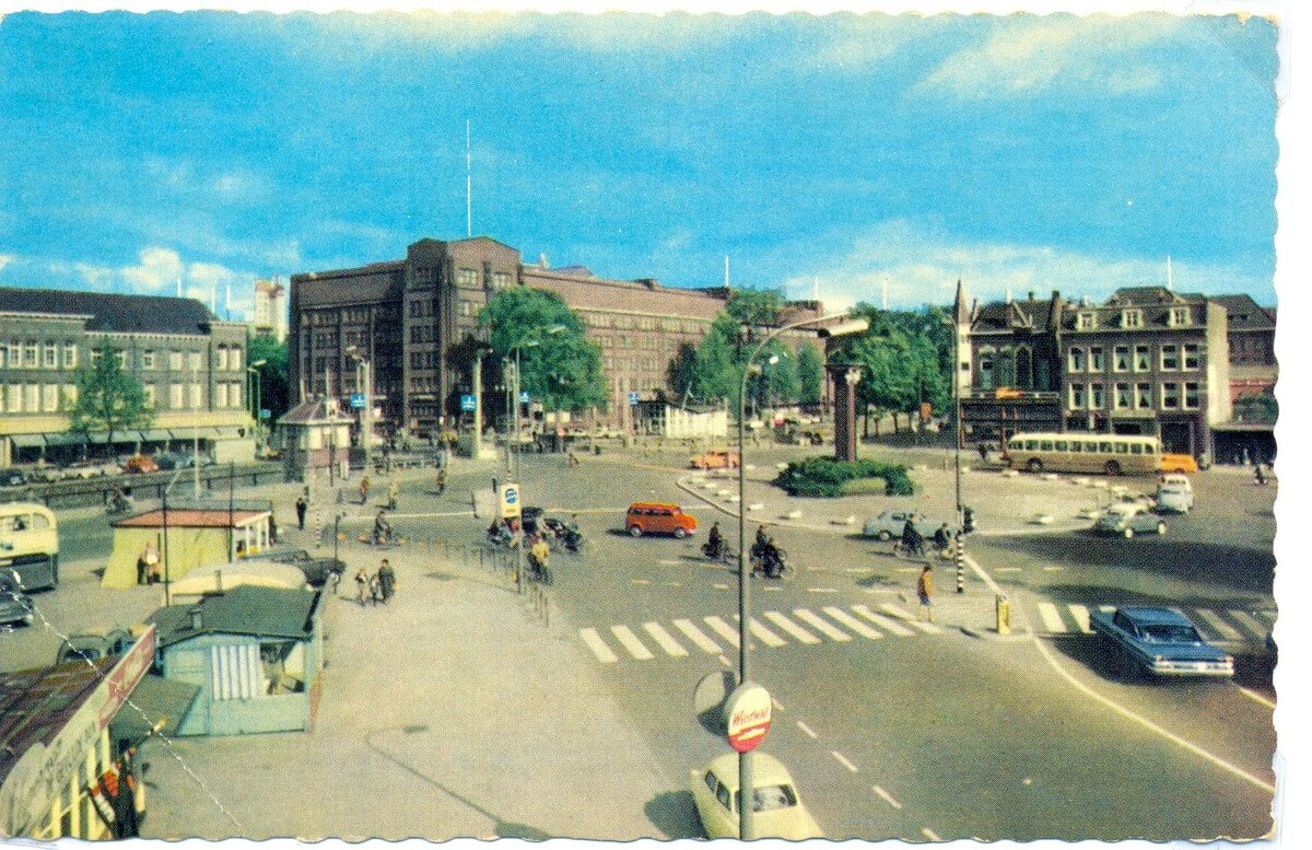 Verhalen over vroeger en oude foto's zoals hier van het Smakkelaarsveld geven een tijdsbeeld. Foto: collectie Nieuws030