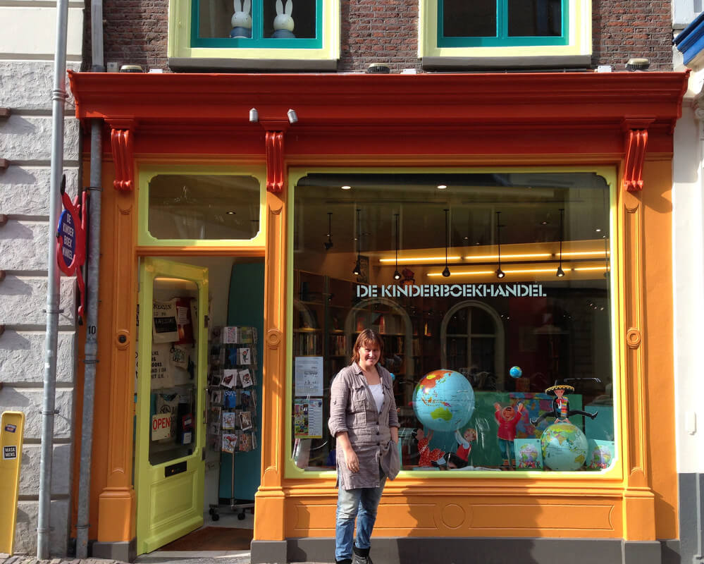 Dorothé Cras voor De Kinderboekhandel. Foto: Zita Eijzenbach