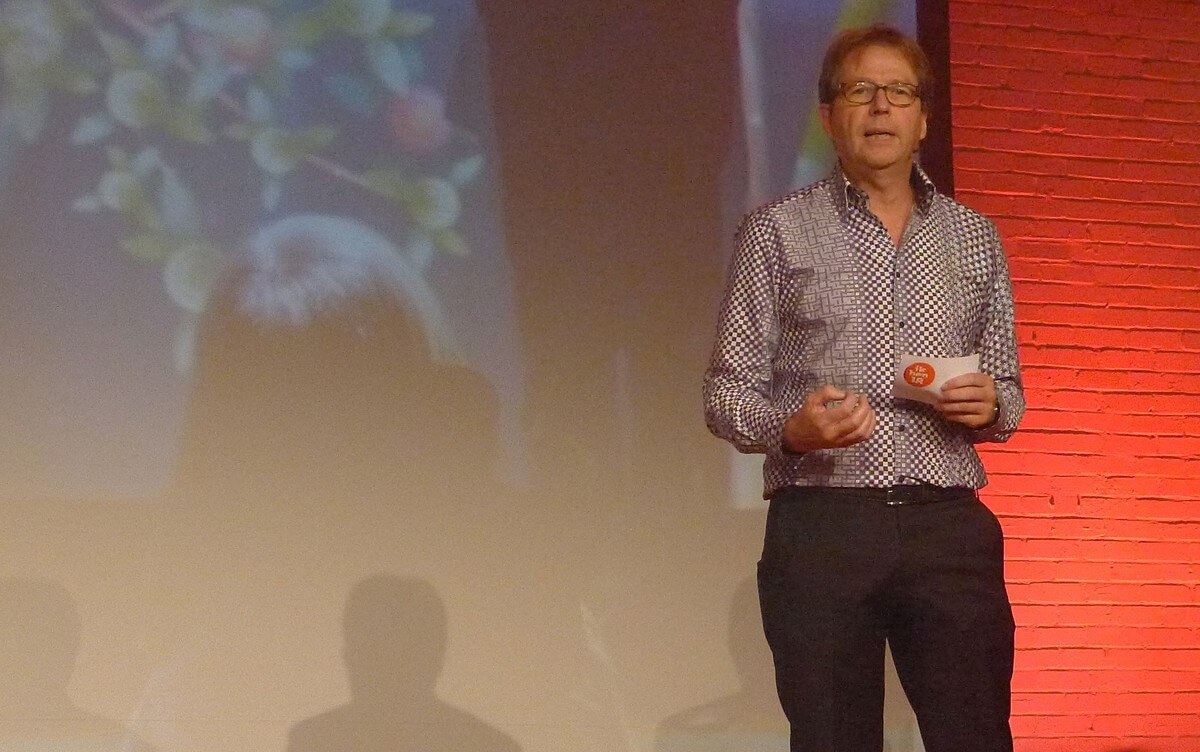 Wethouder Lintmeijer in 2012 bij presentatie bidbook. Foto: Ton van den Berg