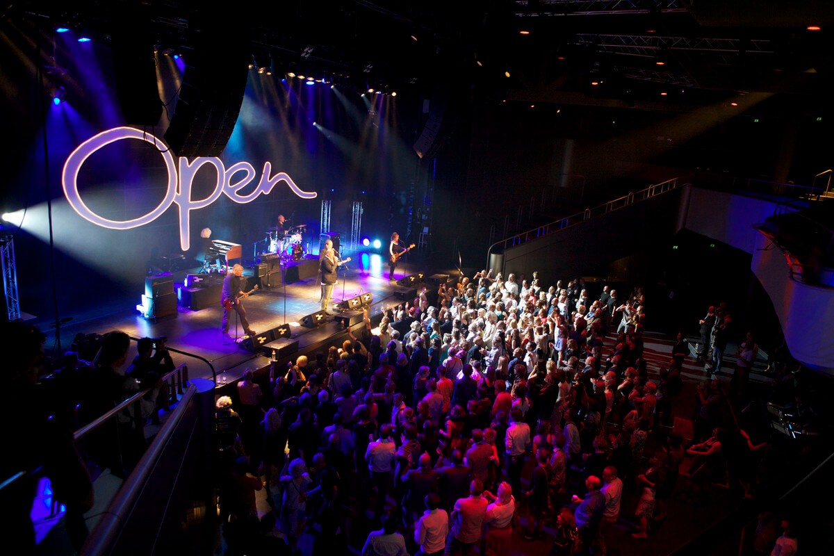De opening van TivoliVredenburg is een schaalsprong, maar dan... Foto: Ton van den Berg