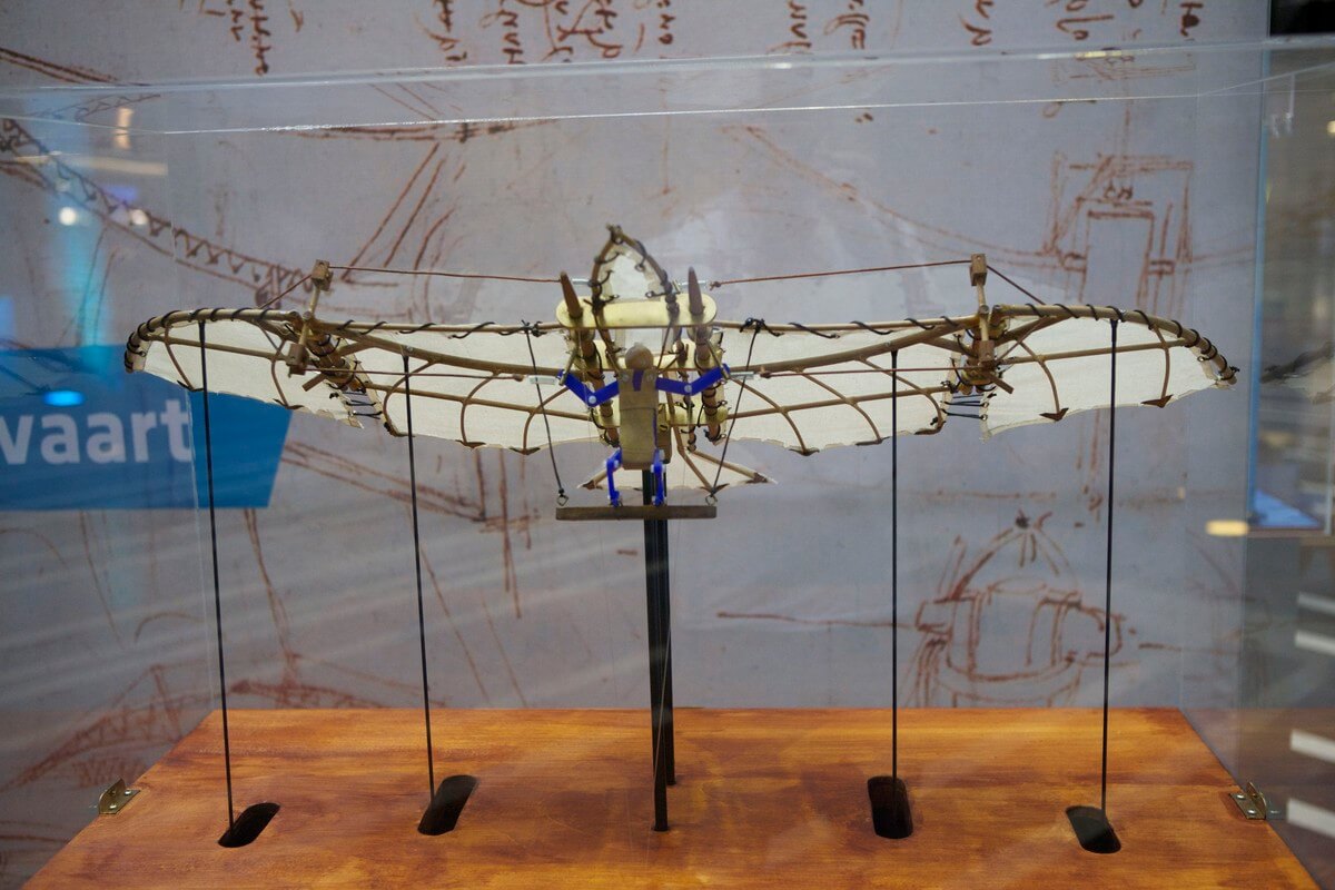De vliegmachine volgens Da Vinci. Foto: Ton van den Berg