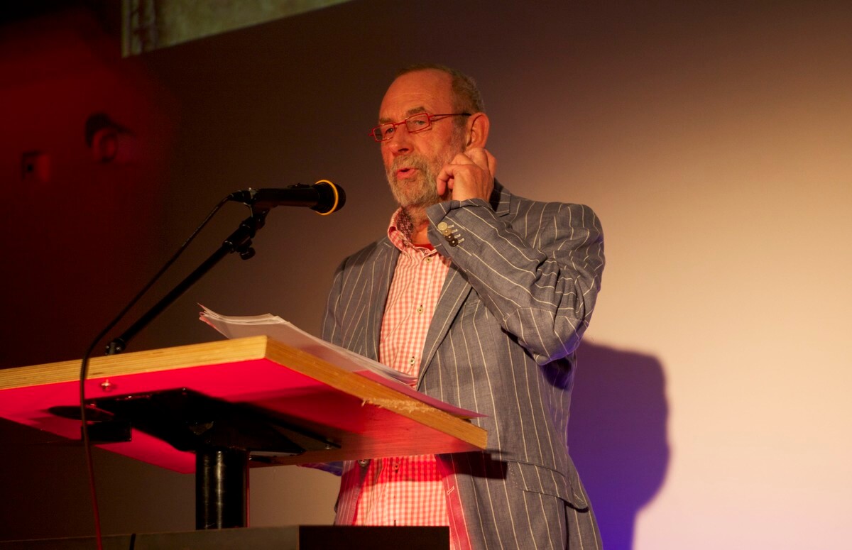 Hans Dorrestijn is van de partij in de Nacht van de Poezie. Foto: Ton van den Berg