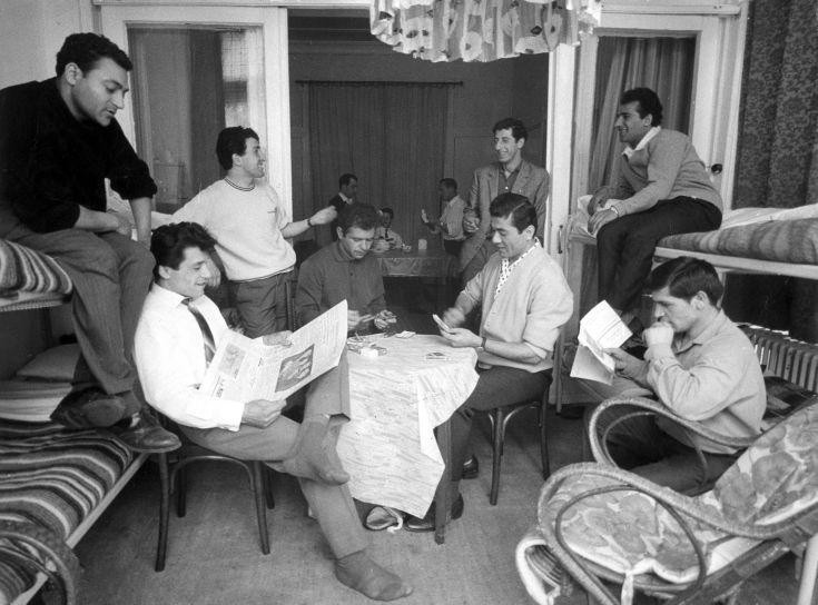 Gastarbeiders in de jaren zestig in Utrecht op kamers. Foto: HUA