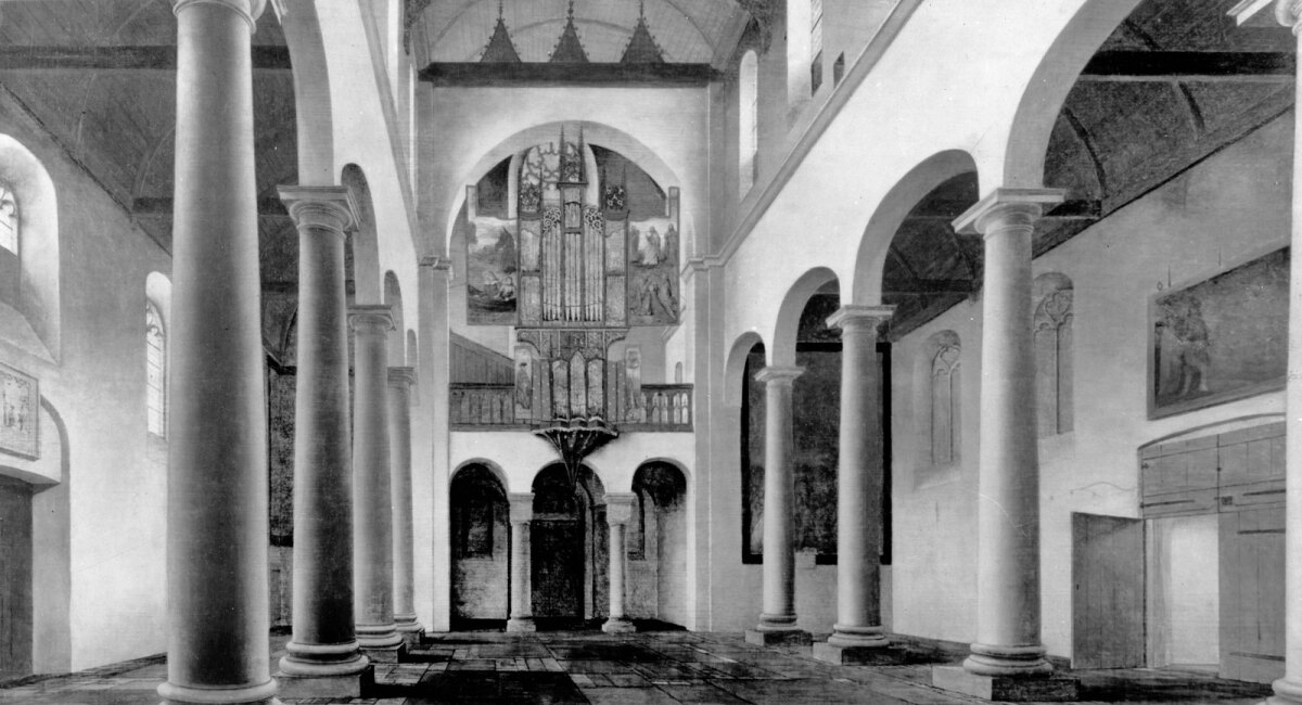 Reproductiescan van schip Pieterskerk geschilderd door Saenredam in 1644. Het origineel is in bezit museum Boymans-Van Beuningen