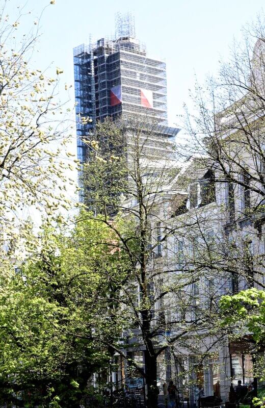 De Domtoren staat nog tot 2025 in de steigers. Foto: Ton van den Berg