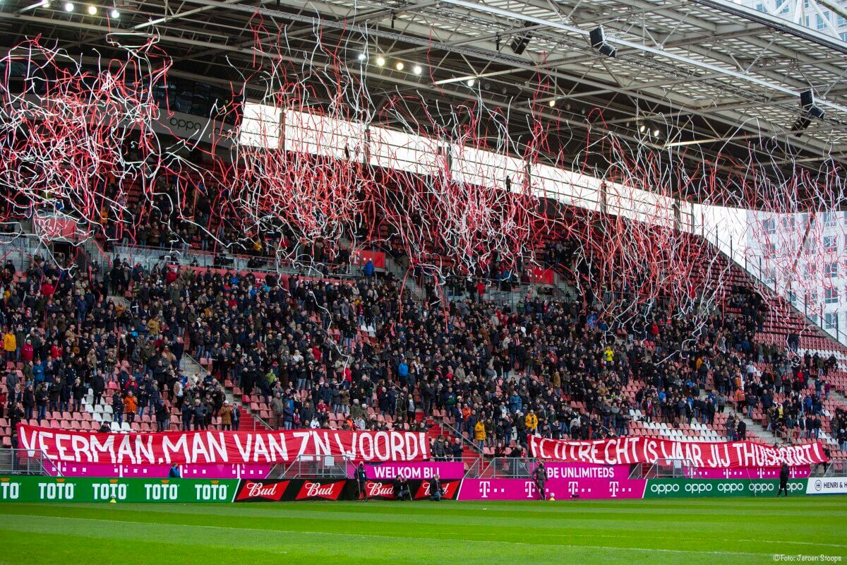 Henk Veerman wordt welkom geheten. Veerman. Man van z'n woord! FC Utrecht is waar jij thuishoort! Foto: Jeroen Stoops