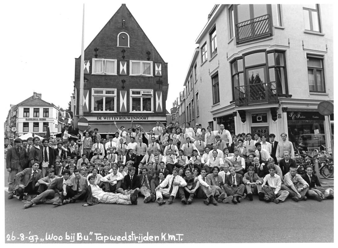 Leden studentendisco Wooloomooloo bij De Wittevrouwenpoort. Foto: familie Cats 