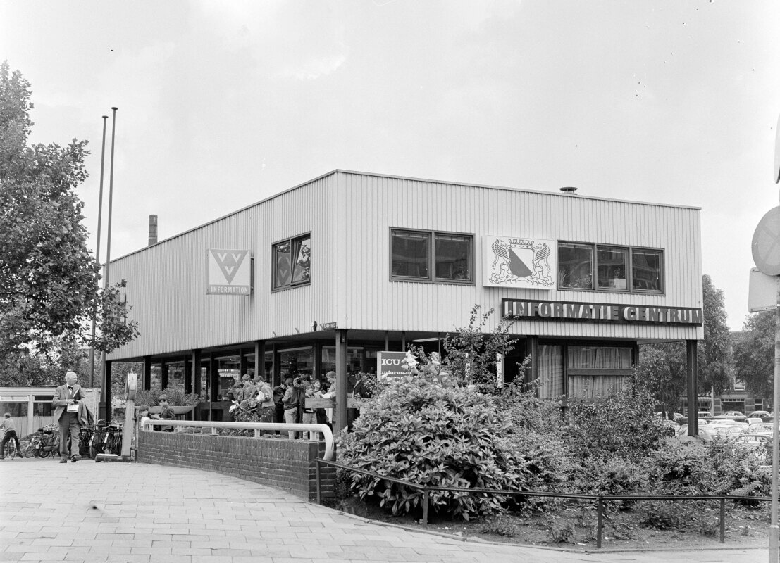 Het Informatiecentrum Utrecht in 1970 aan het Leidseveer. Foto: L.H. Hofland/HUA