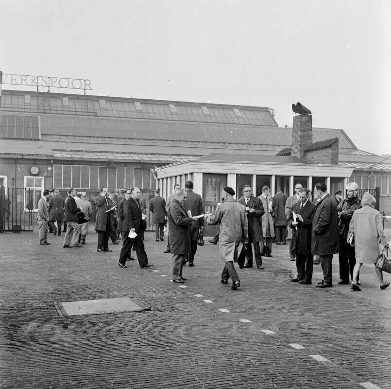 De entree tot Werkspoor bij de Juliananparklaan in 1966. Foto: L.H. Hofland
