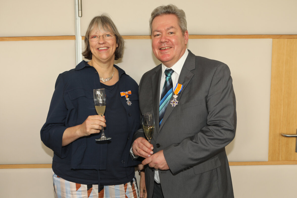 Agnes van der Vecht en Peter Nieuwenhuizen.