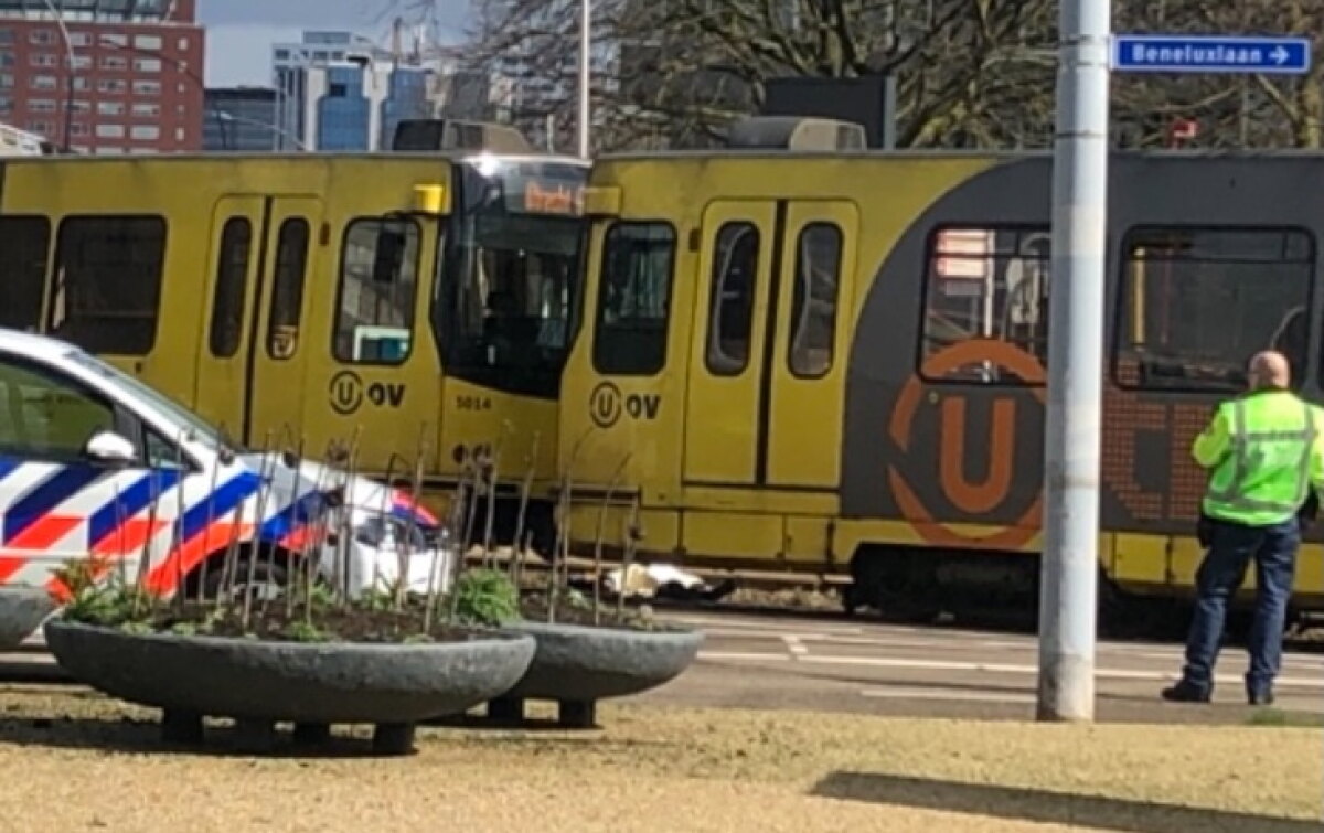De sneltram, 'Het is vlak voor de deur'. Foto: J. Wielaert
