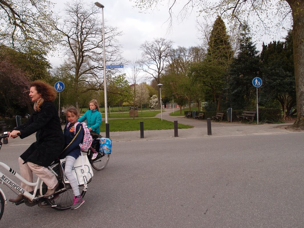 De hoofdingang bij de Beethovenlaan wordt duidelijker herkenbaar. Foto: L. Engelman