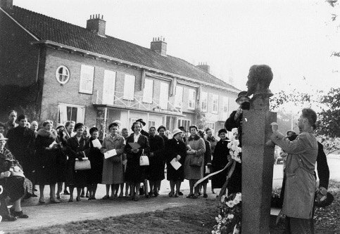 De Johan Wagenaarkade in 1962 op de 100ste geboortedag van de componist (foto: HUA)